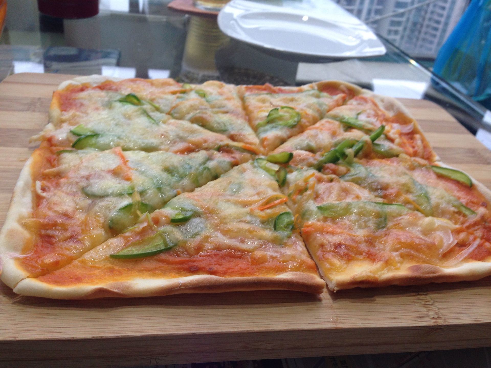 ピザからのピザで太る 上海 Bar Sis たーさんのつぶやき